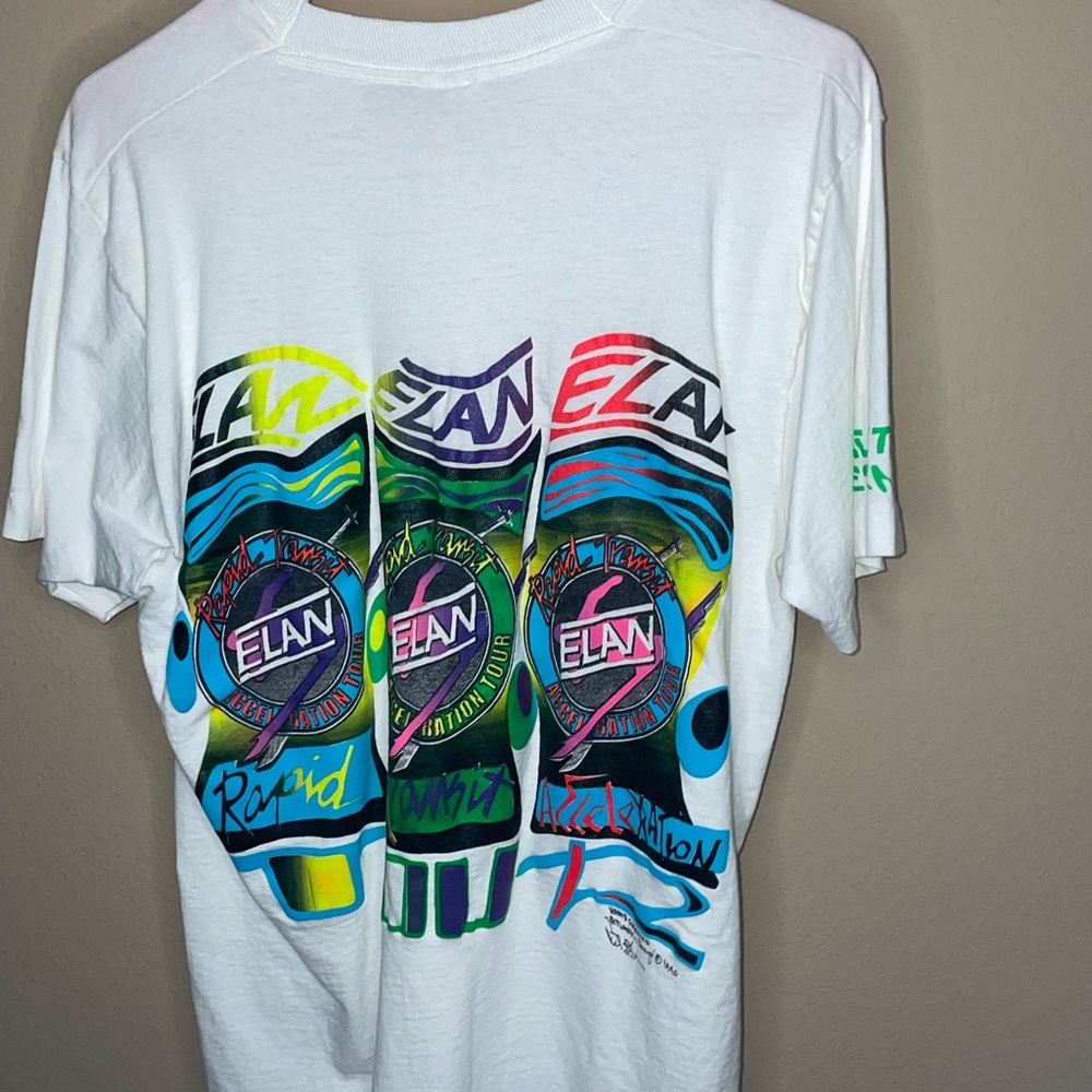 White Elan t-shirt